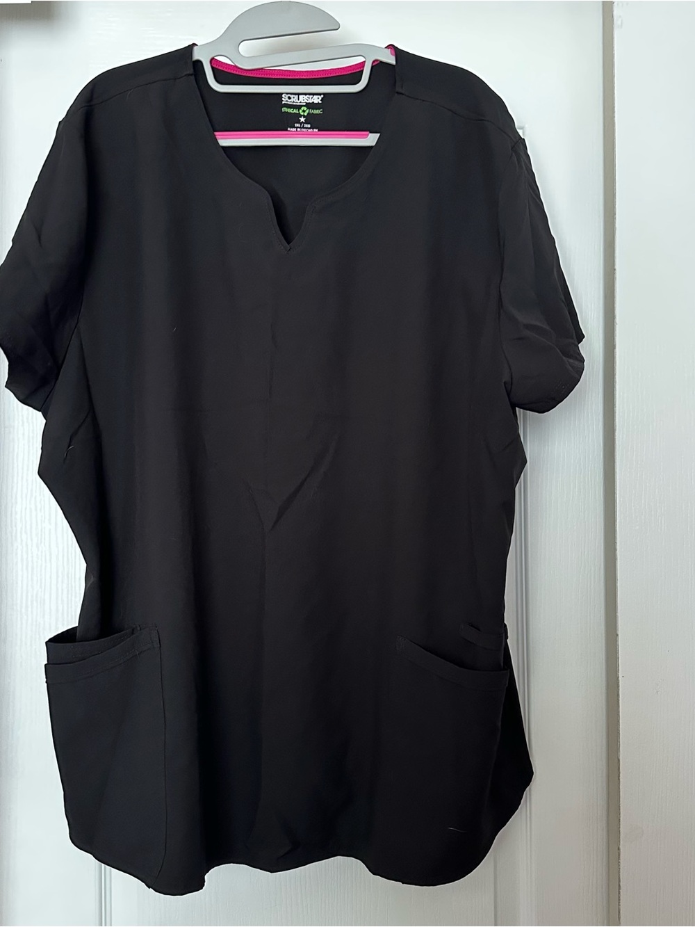 Scrubstar Black Women's V-Neck Tunic with Front Pockets